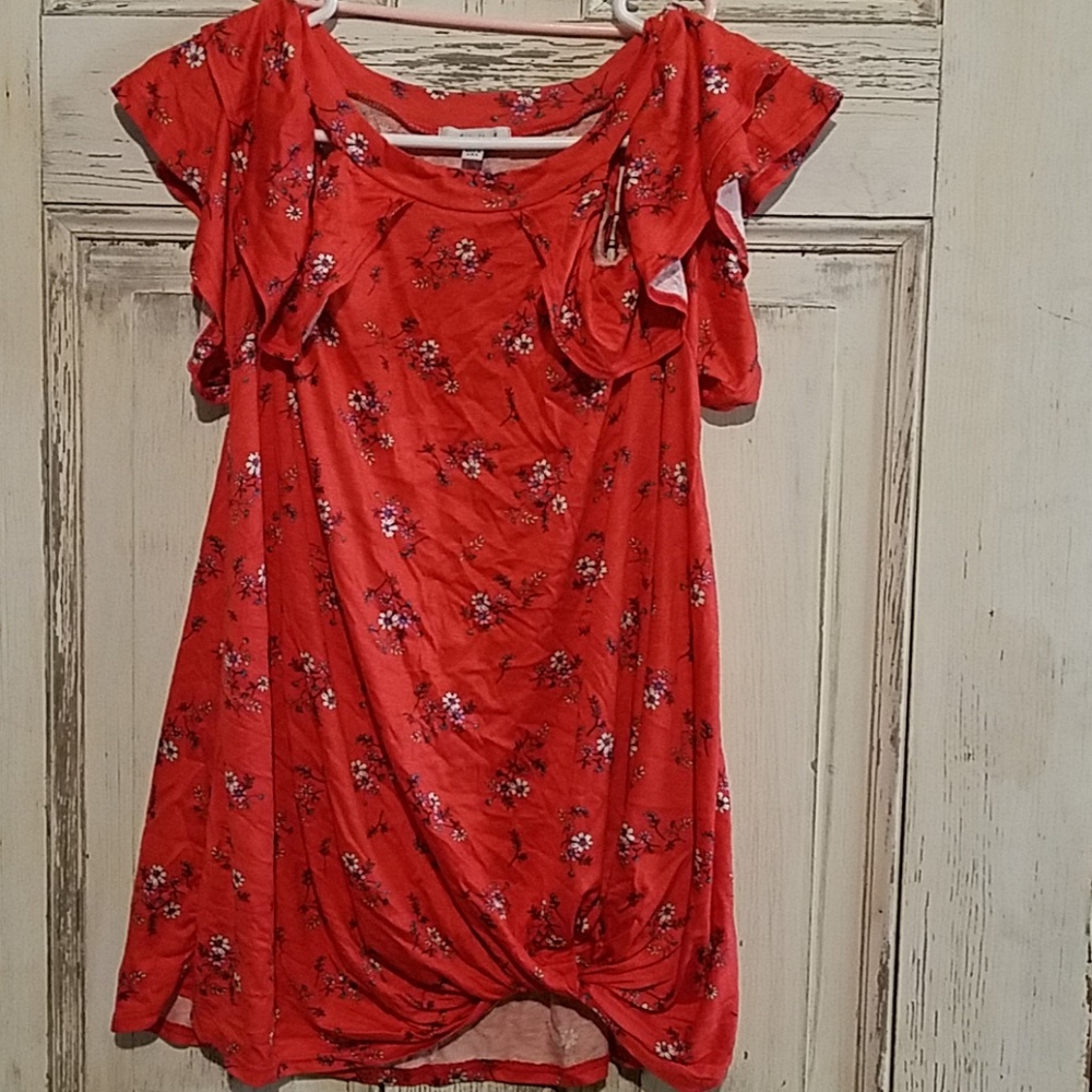 White Birch cold shoulder top